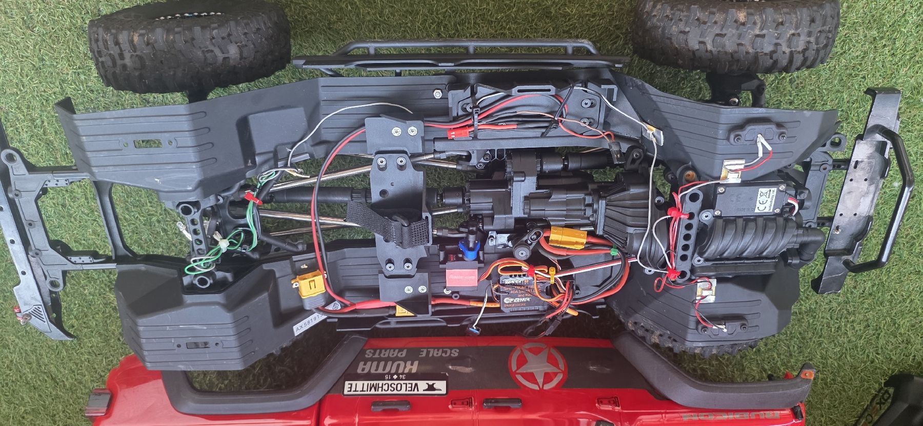 Axial RC Kits de montage: Axial scx10 3  – D'occasion à Lyss par Tigaslopezzz 7