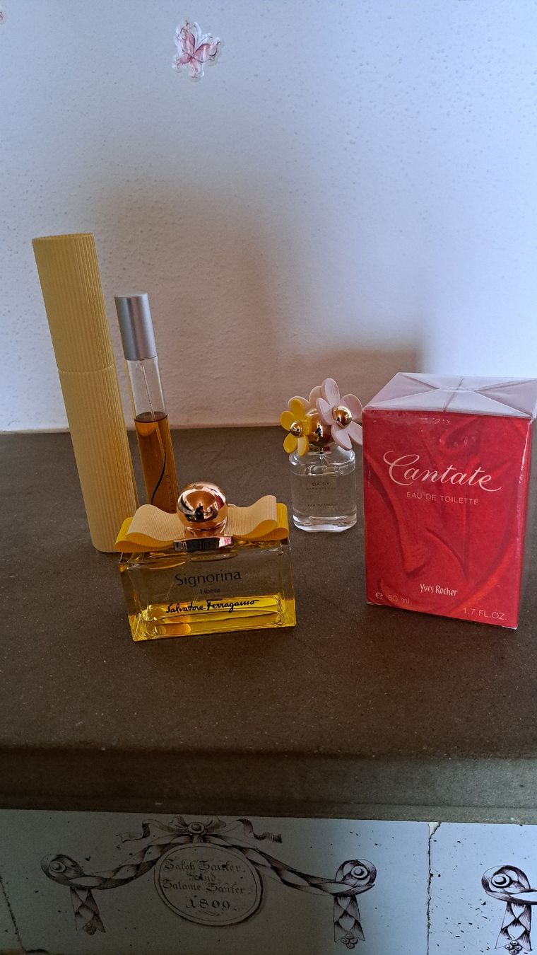 Profumi & Eau de Toilette: Parfüm  – Nuovo (secondo la descrizione) da Kölliken venduto da Upcycling-by-Mc-TAM