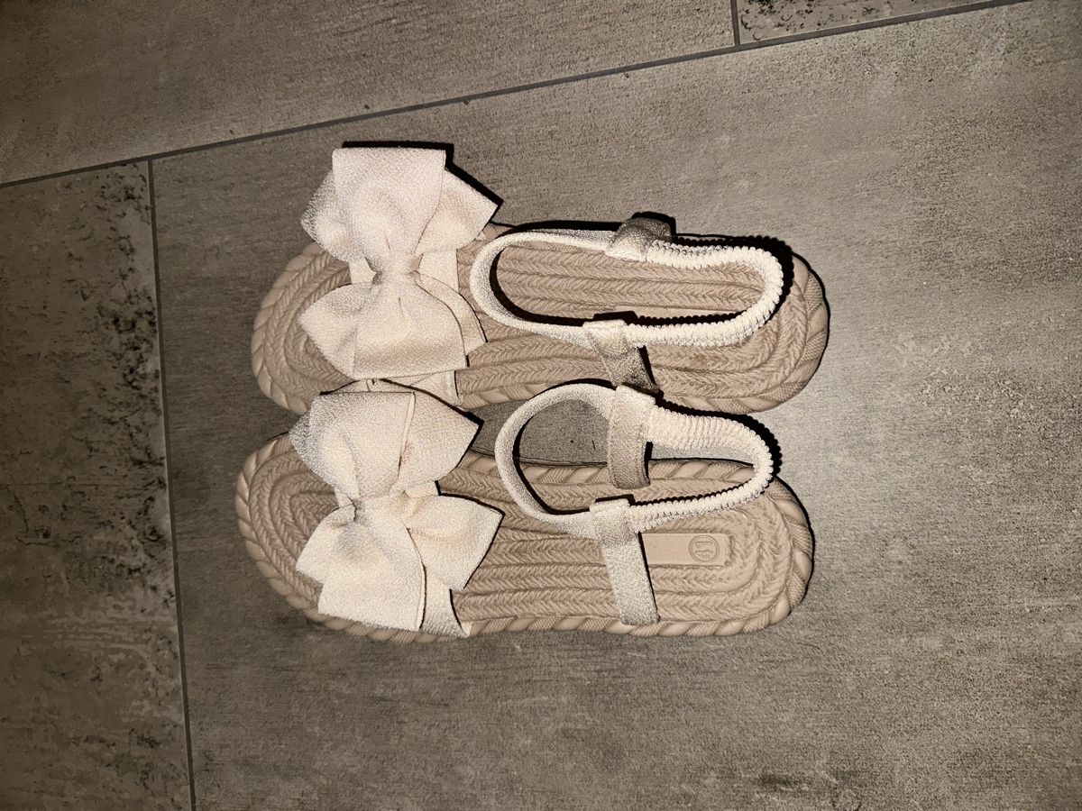 Scarpe da donna: Lots de 8 paires de chaussures – Usato da Martigny venduto da mar_yt85 4