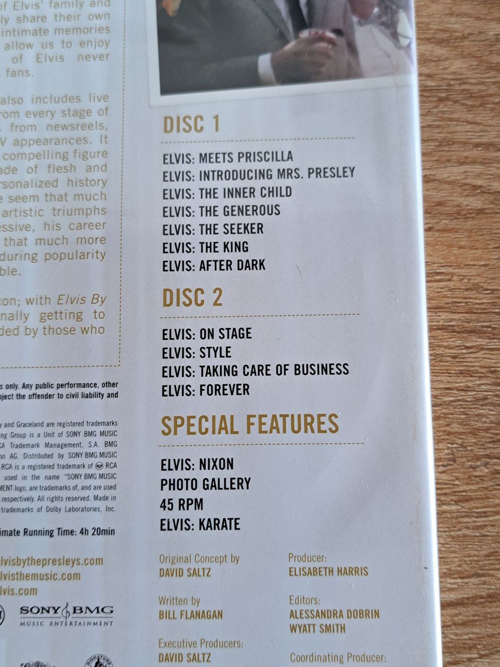 Tutti i DVDs: ELVIS by the PRESLEYS, Boxset mit 2 Discs und Inlet – Usato da Unterseen venduto da Kanica 3