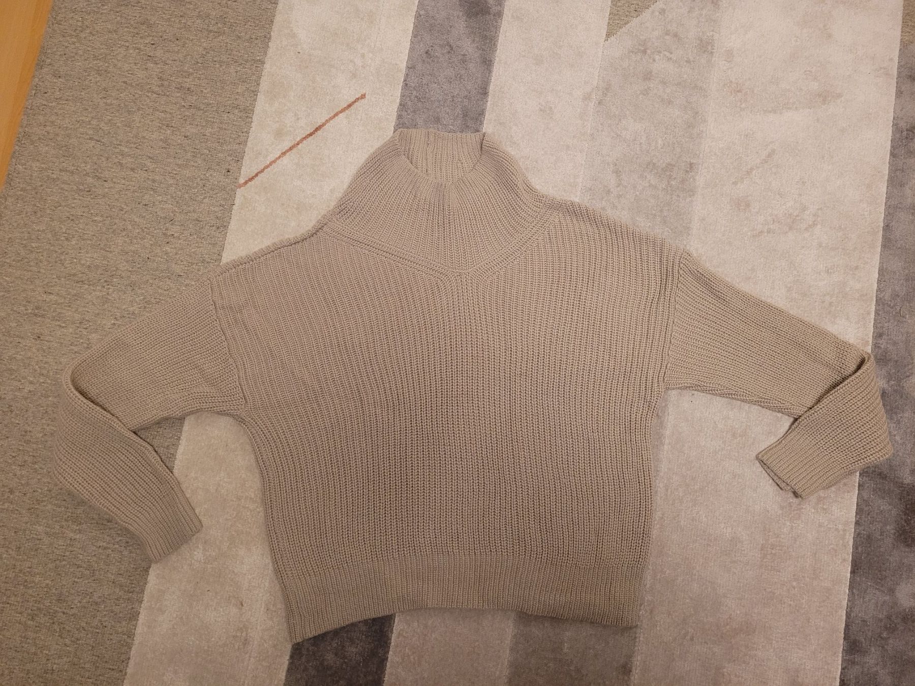 Pullover & Sweatshirts: Pomandère Wollpullover Beige Rollkragen Gr. 36 – Gebraucht aus Zürich von mgn1