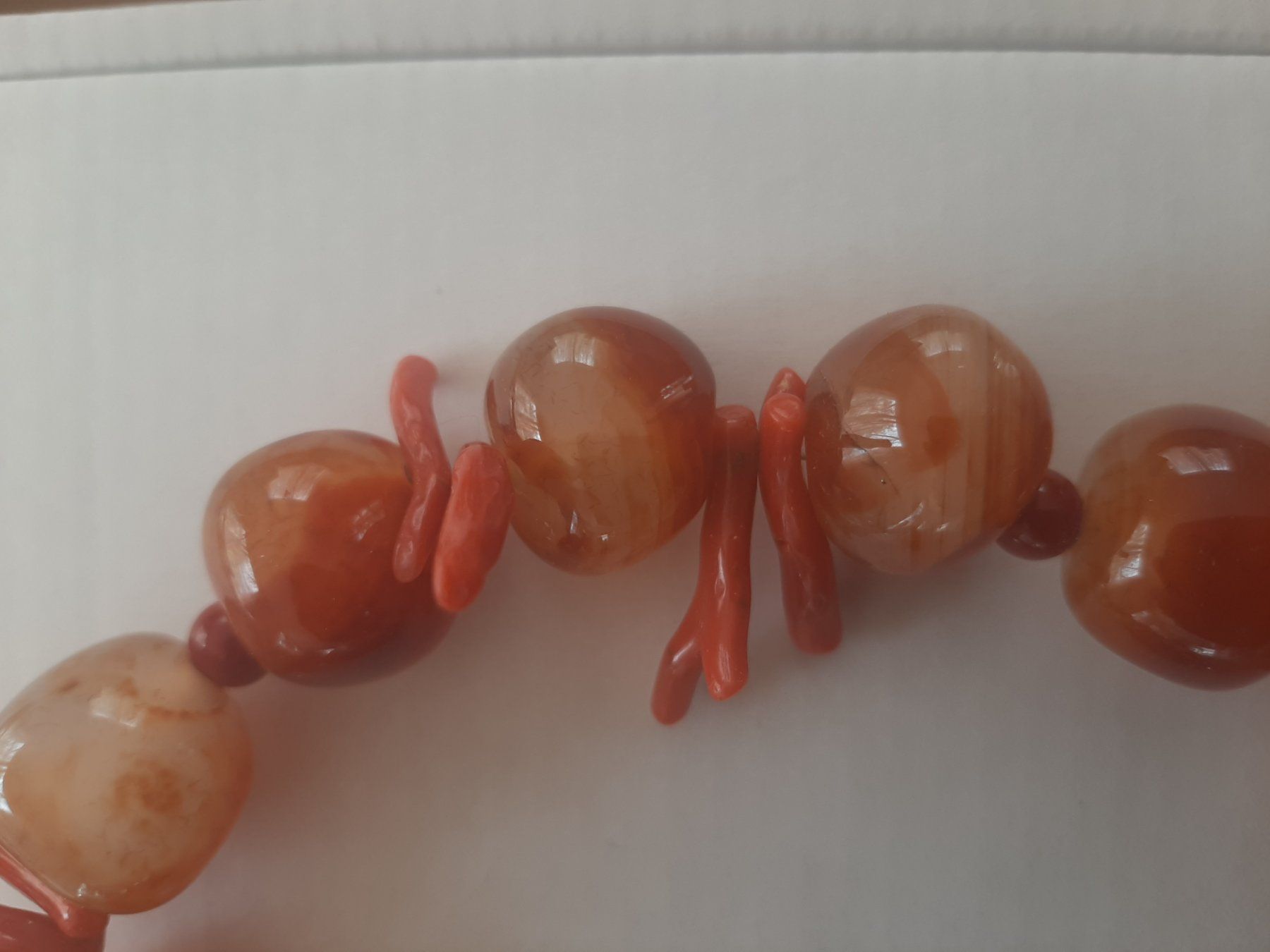 Catenine: echter  Karneol mit Koralle – Usato da Zürich venduto da Mr.Dachboden 2