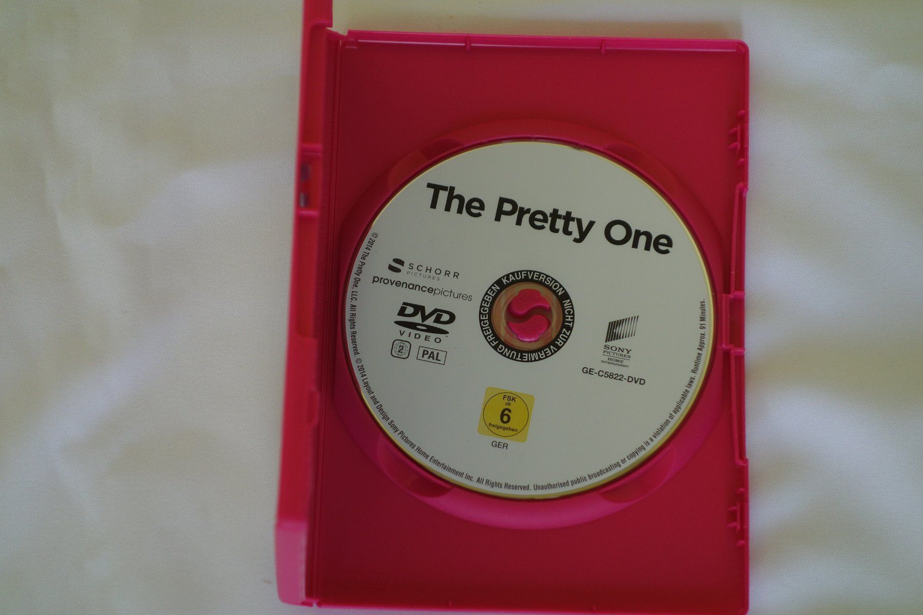 Tutti i DVDs: DVD - The Pretty One - Gratis Versand ! – Usato da Luzern venduto da ron_35 1