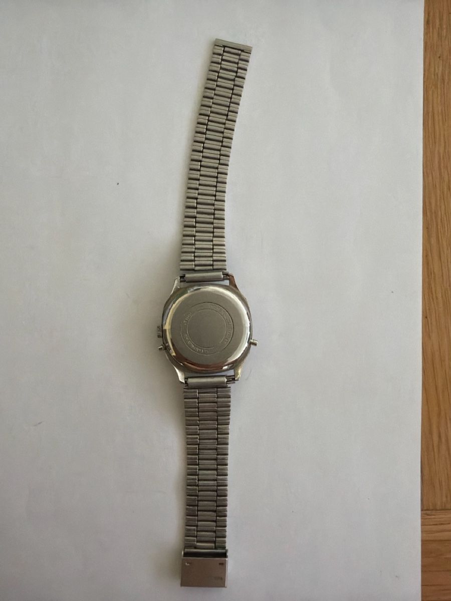 Montres: Montre Egana Multifunctions Quartz – D'occasion à Echallens par JAR69 2