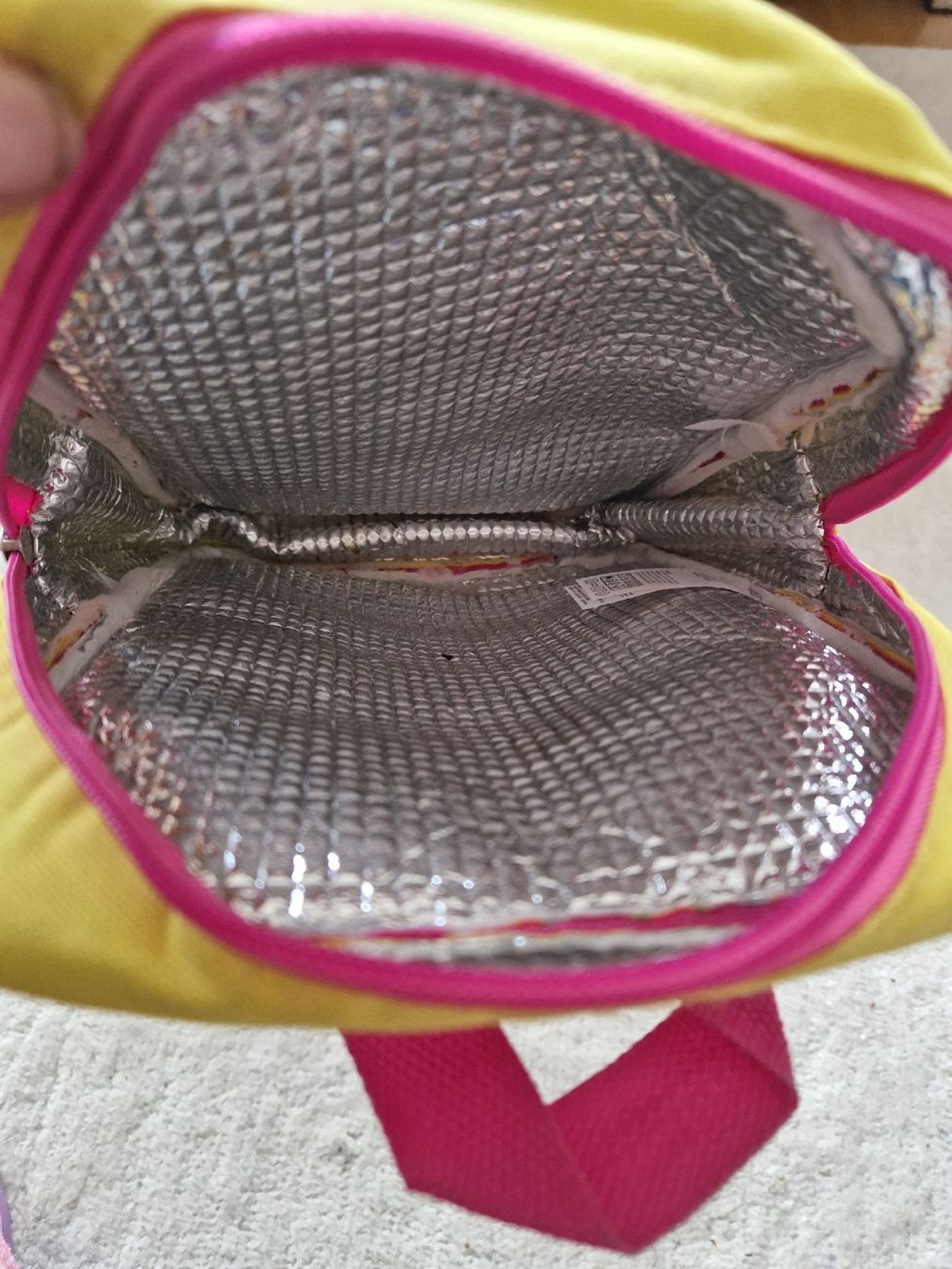 Kindertaschen: Rucksack von Micro, Kinderrucksack, innwendig isoliert – Neu (gemäss Beschreibung) aus Arlesheim von Vera6 5