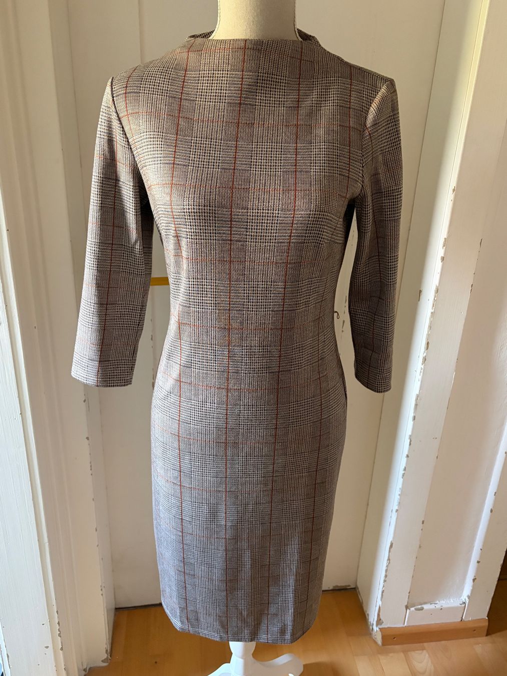 Esprit Vestiti: Schönes Business Kleid von Esprit – Usato da Schaffhausen venduto da _queen_c