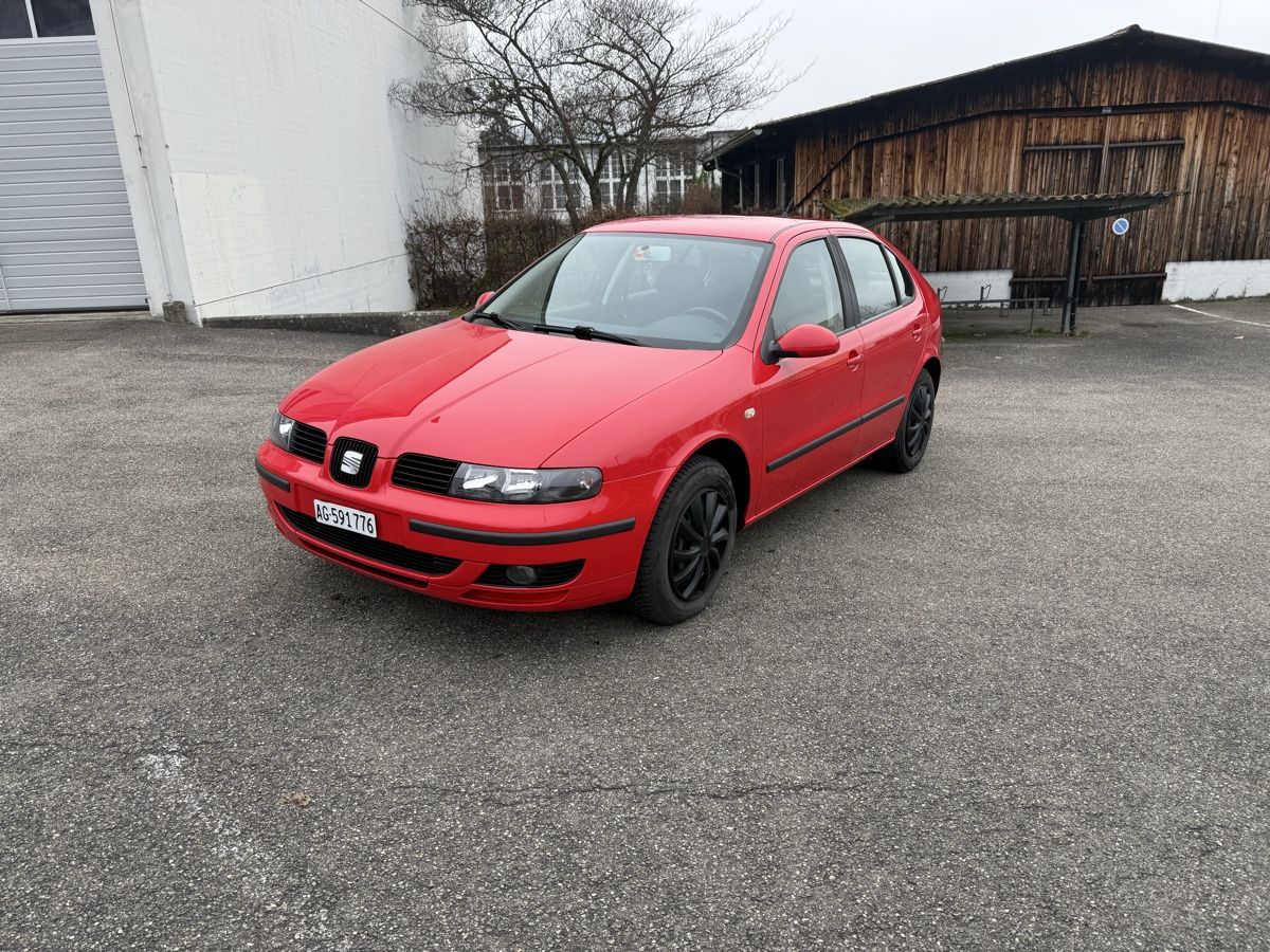 Seat Automobili: Seat Leon 1.6 – Usato da Bad Zurzach venduto da autodeal12