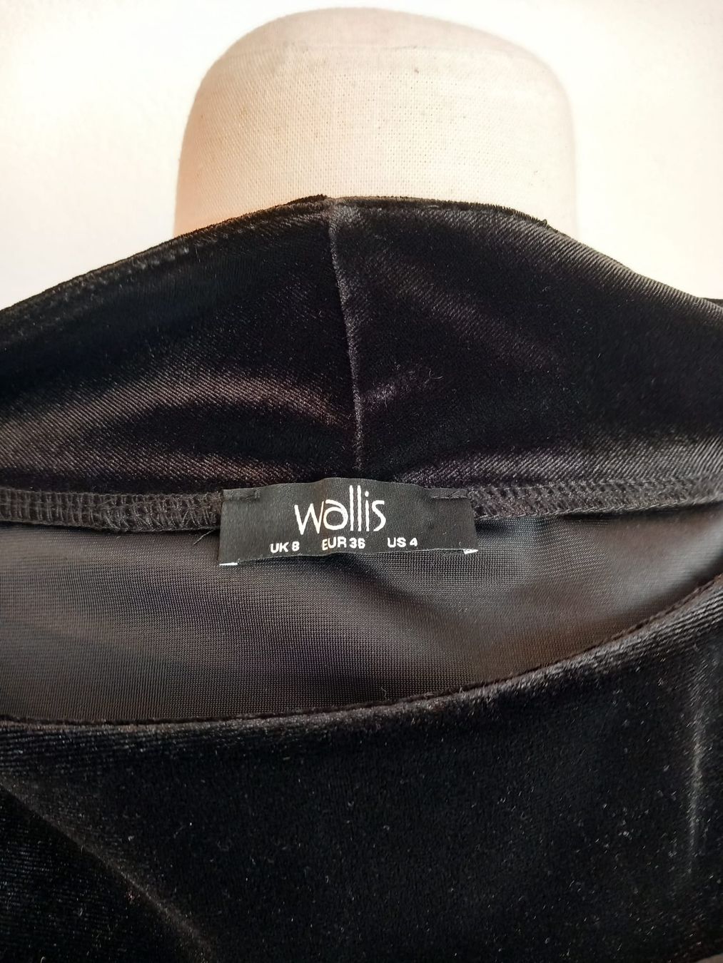 Maglioni & Felpe: NEUWERTIGER Damen Samt Pullover von Wallis Gr. 36/34 – Usato da Winterthur venduto da Jopf1 5
