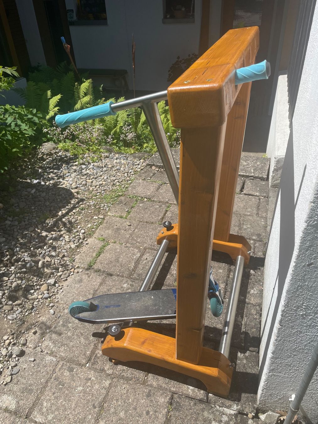Altro in Decorazioni & Accessori: Ständer Kickboard Scooter – Usato da Wettswil venduto da FlowState 1