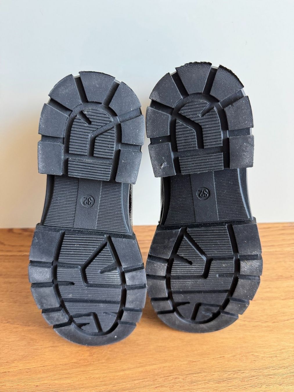 Scarpe per ragazze: Neuwertig: Elegante Halbschuhe, Gr. 32 – Nuovo (secondo la descrizione) da Horgen venduto da Feli39 3