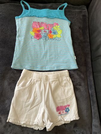 Lot de 5 magnifiques habits pour fille, taille 110