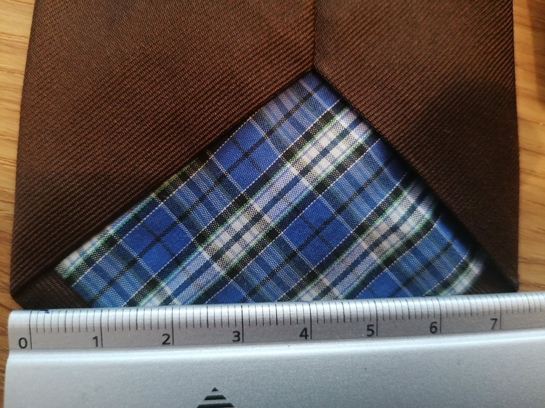 Tommy Hilfiger Cravatte: Tommy Hilfiger Krawatte 100% Seide - Nr. 164 – Usato da Basel venduto da vintagecollector 4