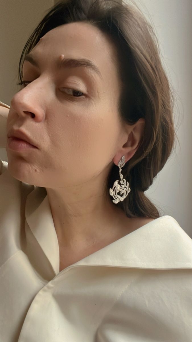 Orecchini pendenti & Orecchini a lobo: Orecchini pendenti argento con pavé di strass e dettagli ner – Nuovo (secondo la descrizione) da Lugano venduto da yul_fhg2 3