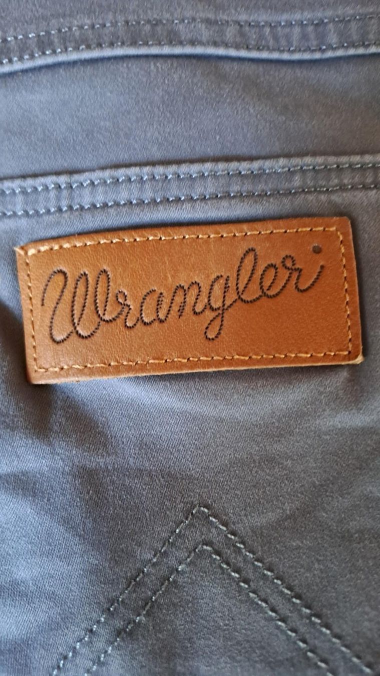 Wrangler Jeans: Wrangler-Jeans Herren – Usato da Unterägeri venduto da oamehe