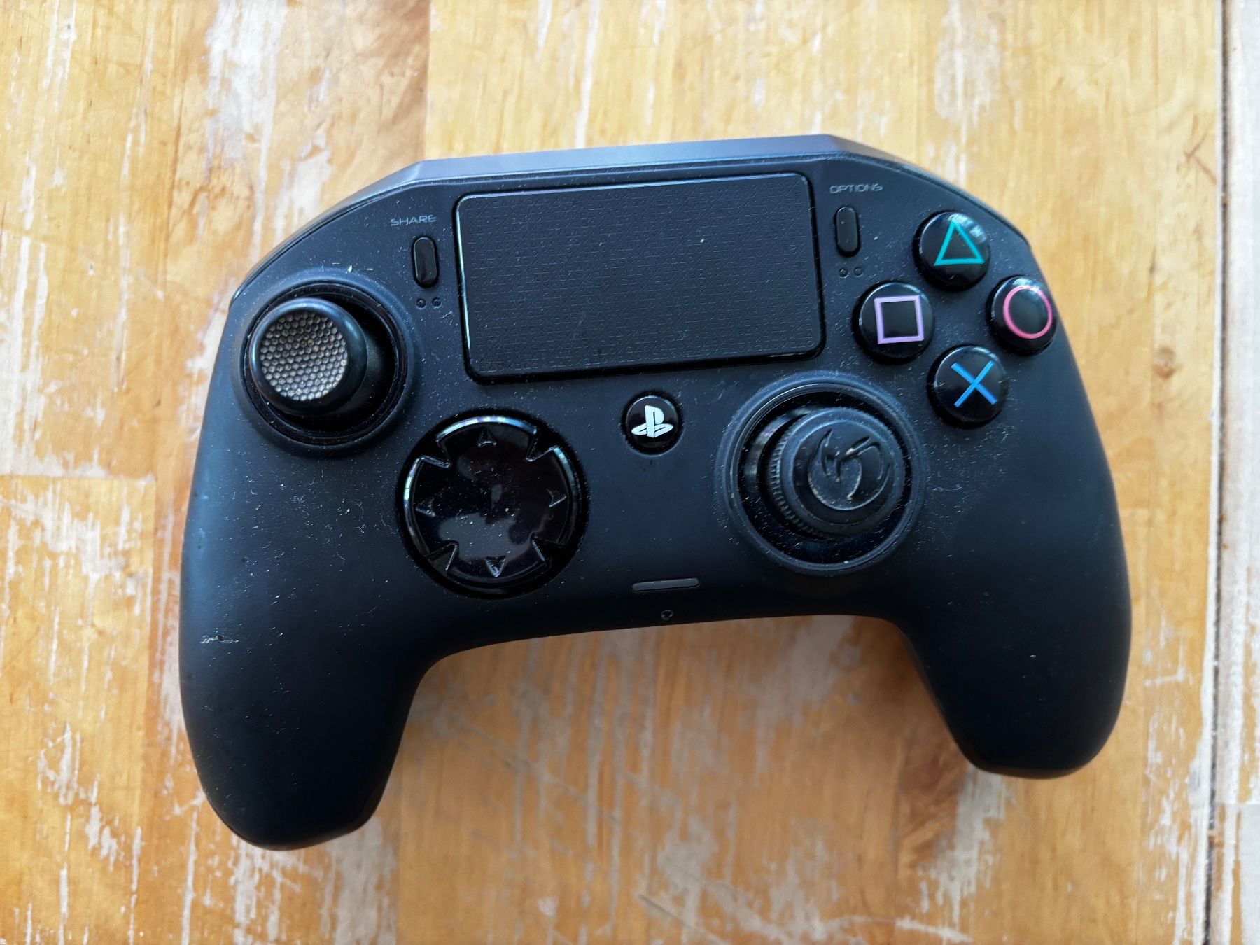 Namco Controller: Nacon SLEH 00446 Playstation 4 Controller – Usato da Frenkendorf venduto da gelbeZinnie 1