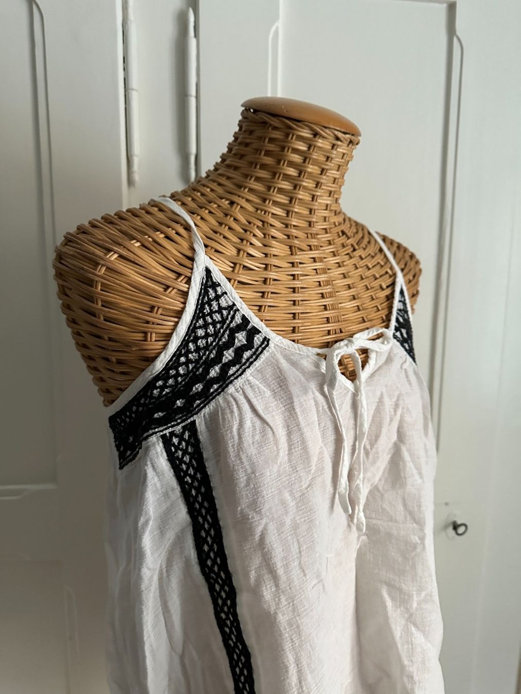 Tops: ECOTÉ - Boho Top weiss-schwarz M – Gebraucht aus Zürich von Diazaio 1