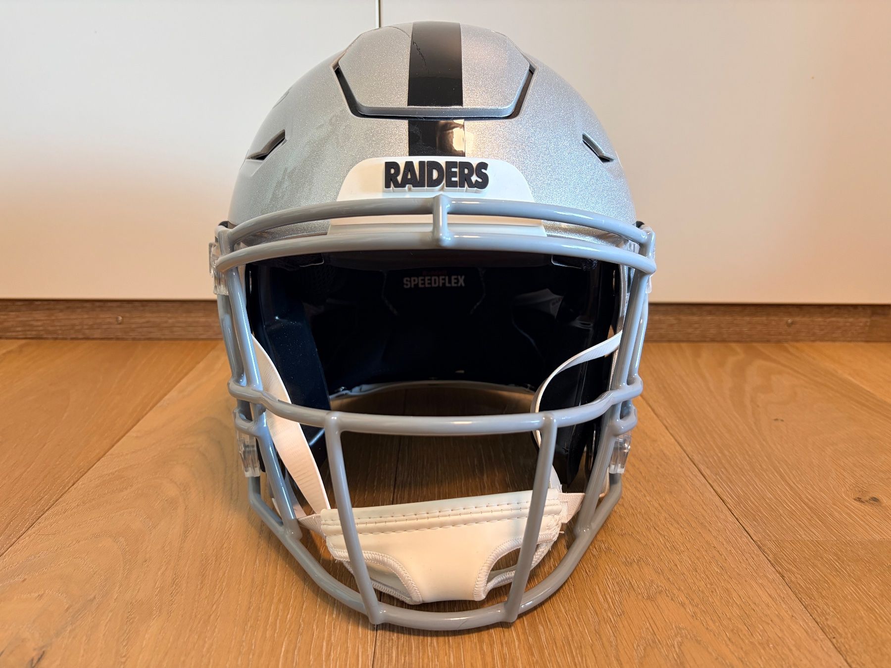 Autografi: Authentischer Riddell SpeedFlex NFL Helm - signiert Raiders – Nuovo (secondo la descrizione) da Uerkheim venduto da Nisti7 2