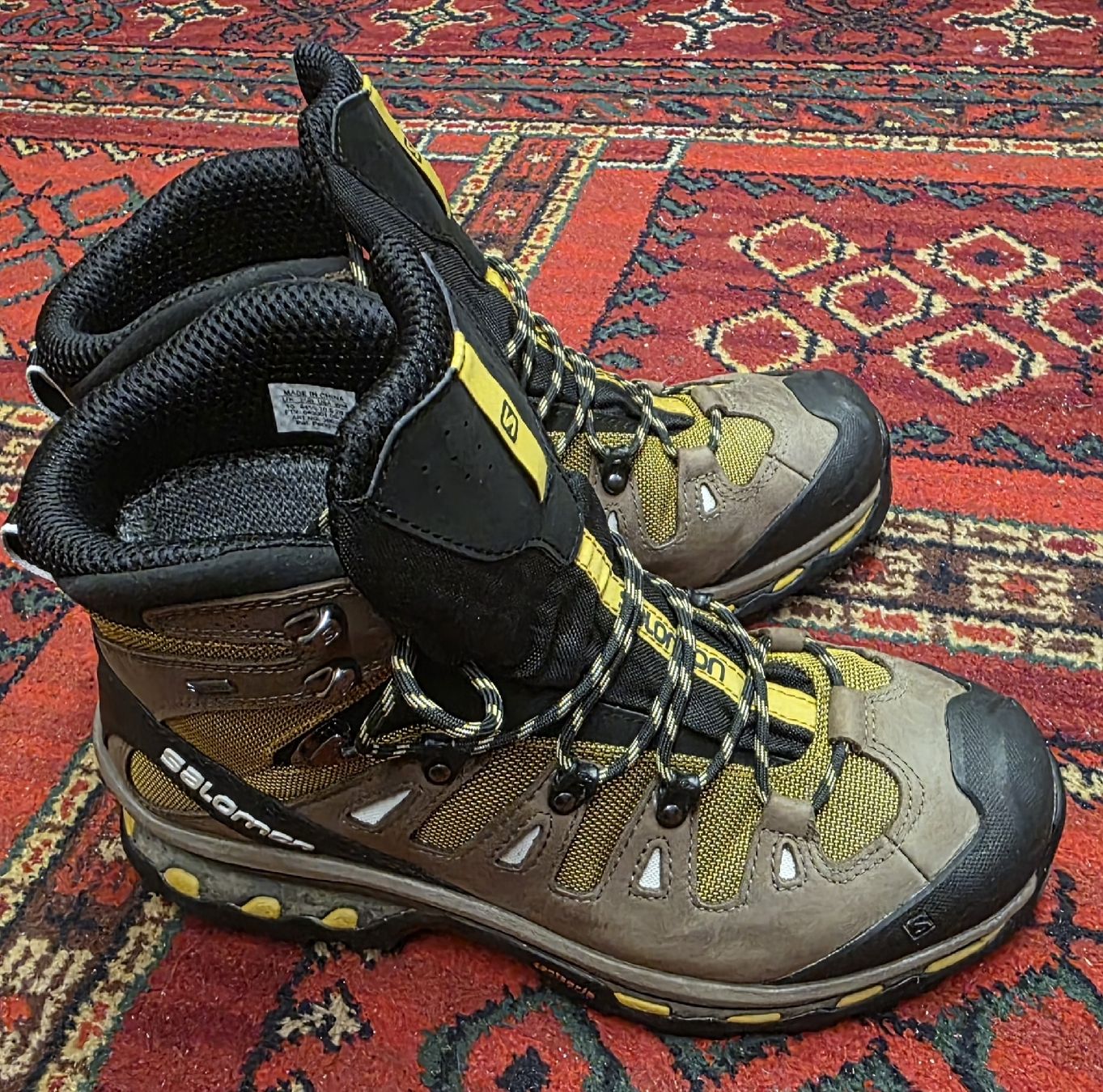 Scarpe da uomo: Neuer Salomon Wanderschuh Gr. 44 2/3 – Usato da Burgdorf venduto da Handera