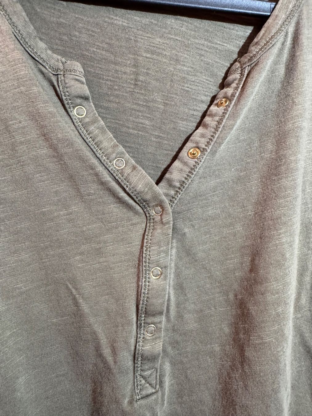 Tops: Grünes Basic mit Druckknöpfen ca. Gr. M – Gebraucht aus Grosswangen von second_hand_dress 7