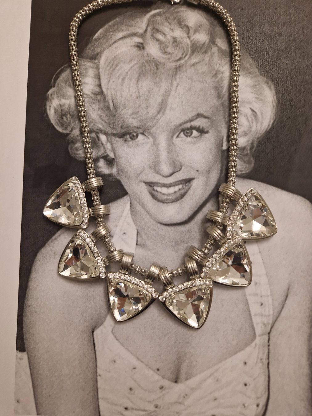 Swarovski Colliers: Statement Kette "Neu – Neuf avec emballage d'origine à Glattbrugg par majuska01