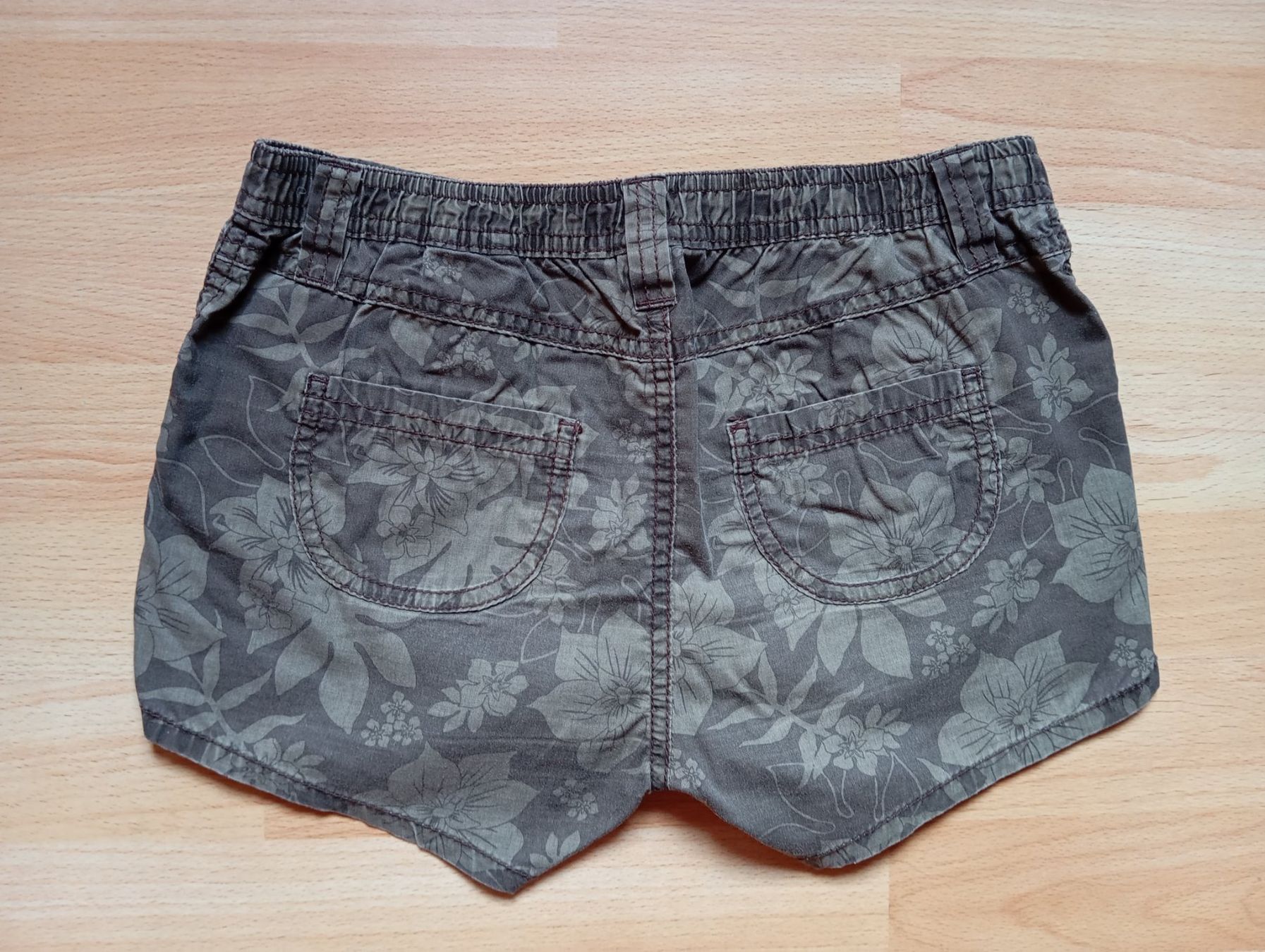 Pantaloni: Shorts "Blumen" Gr. 146 – Nuovo (secondo la descrizione) da Zeneggen venduto da shemesh_ 1