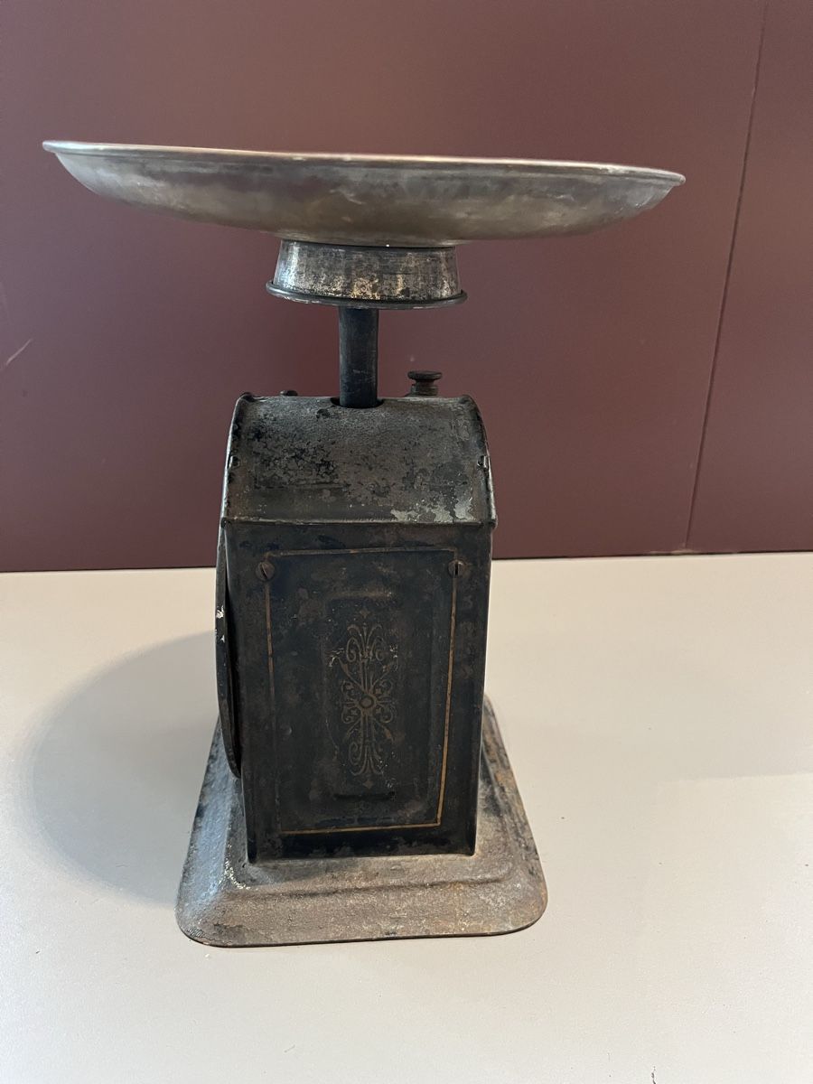 Bilance e pesi: Ancienne balance Scale – Usato da St. Prex venduto da Nikolletta 2