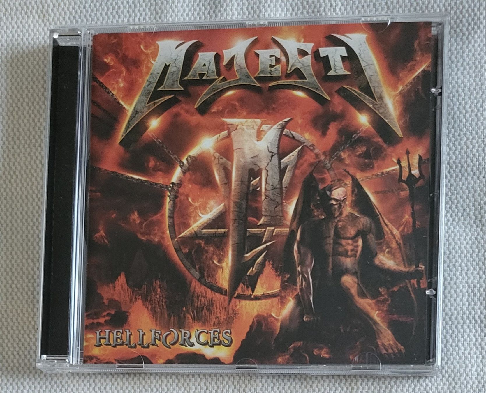 CD: Majesty - Hellforces – Usato da Villars-sur-glane venduto da Epsilonhike