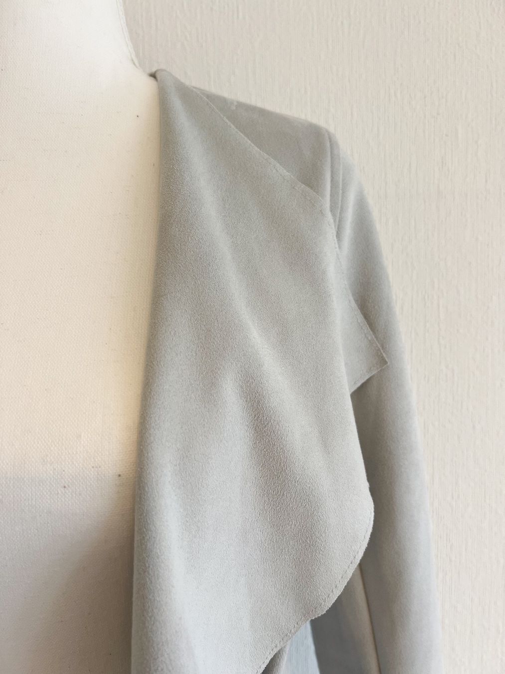 Giacche: Veste légère bleu ciel – Usato da Lausanne venduto da Greenbyaudrey 1