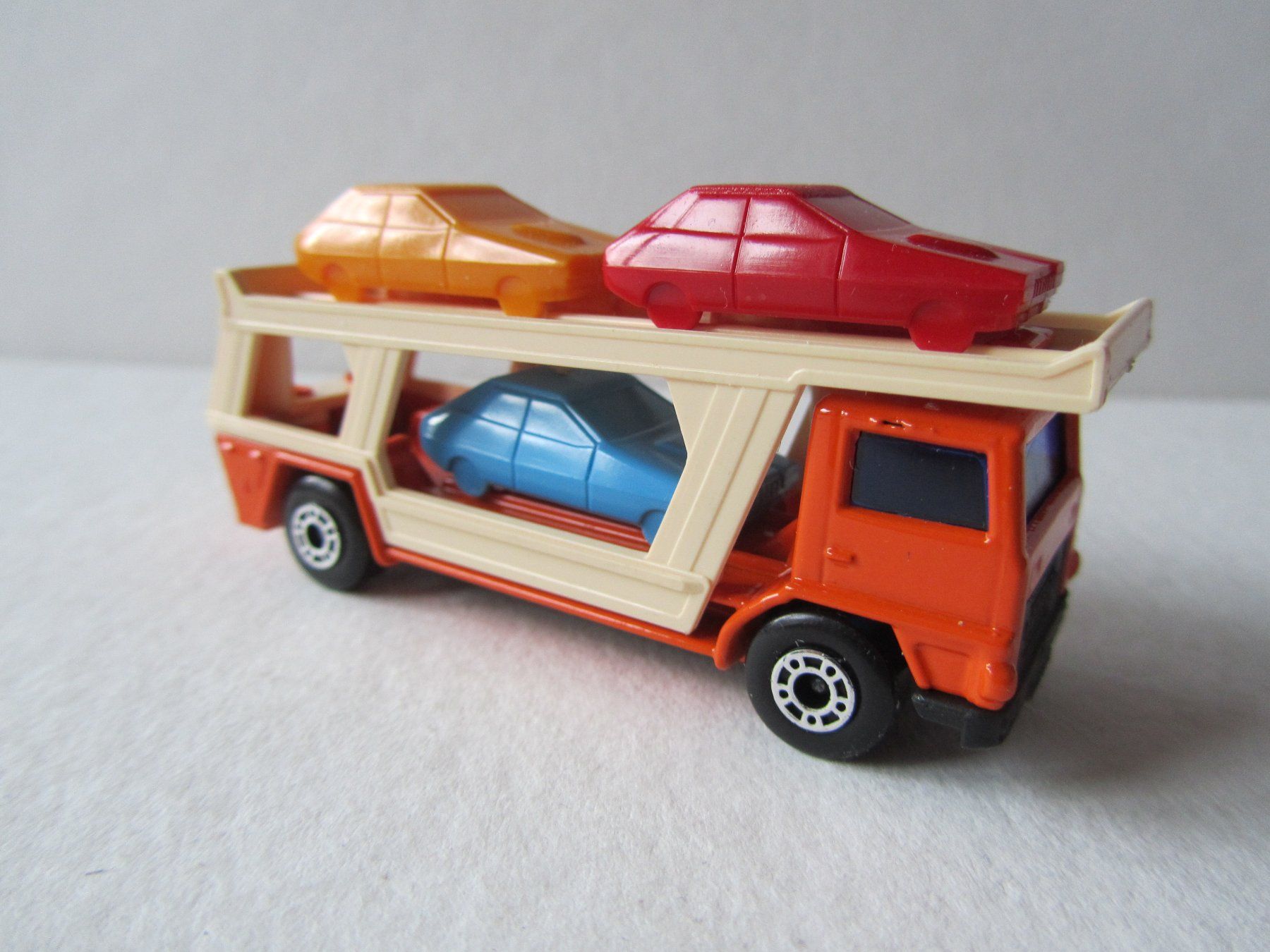 Matchbox Modellini d'auto: Car Transporter, Matchbox Superfast, Nr. 11C, unbespielt – Nuovo (secondo la descrizione) da Weiningen ZH venduto da dietsch57 2