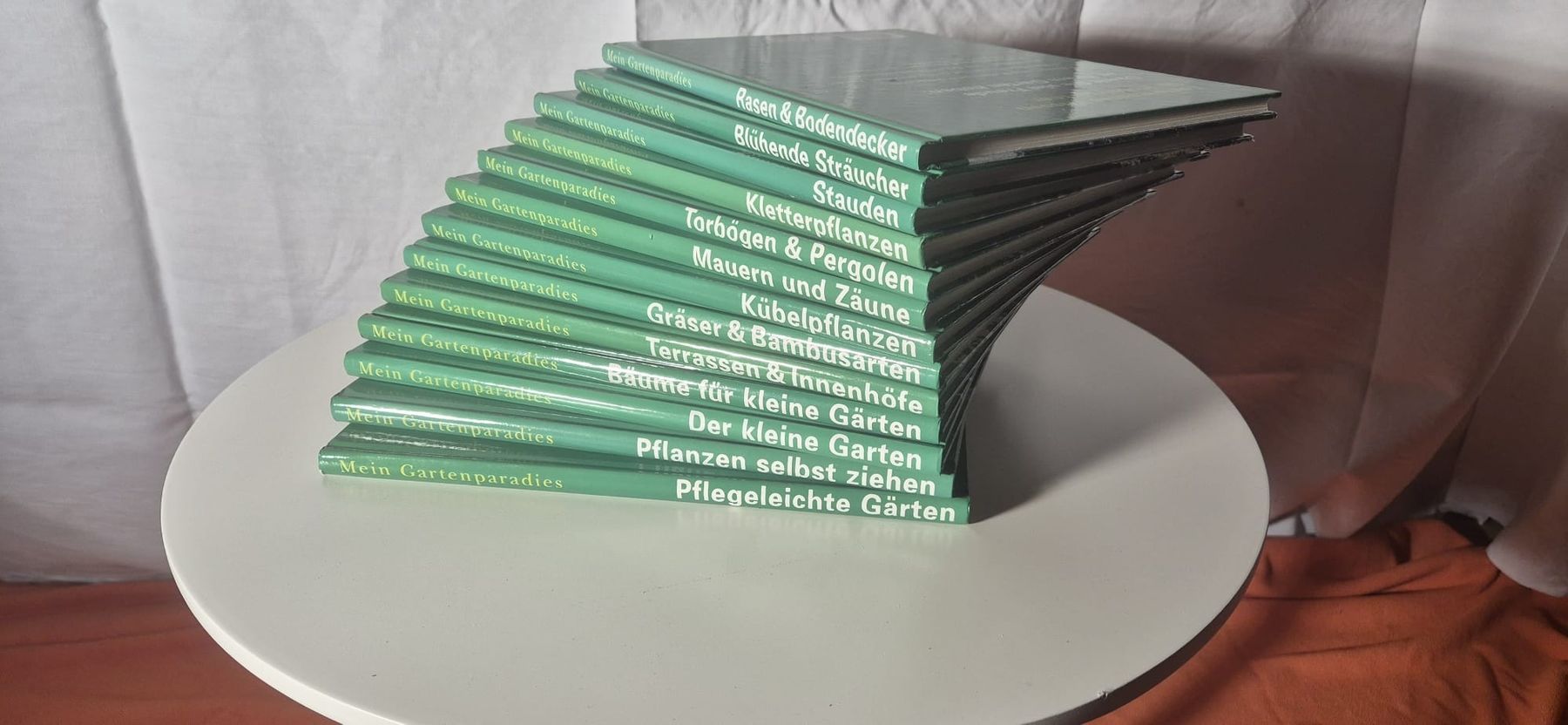 Libri: Gartenbücher-Set "Mein Gartenparadies" – Usato da Volketswil venduto da Crystallize 2