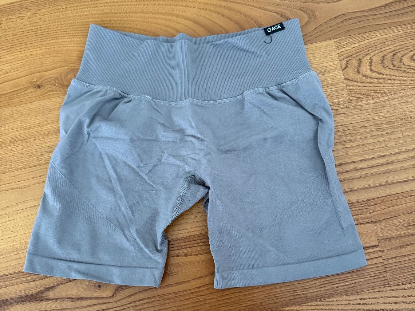 Oace Leggings: Oace Shorts, size XS – Gebraucht aus Sissach von laura.x4