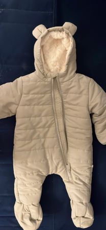Combinaison pilote bébé chaude, taille 6 mois, comme neuf!