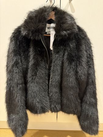 WEEKDAY Kunstfell Jacke - Neu - Grösse S