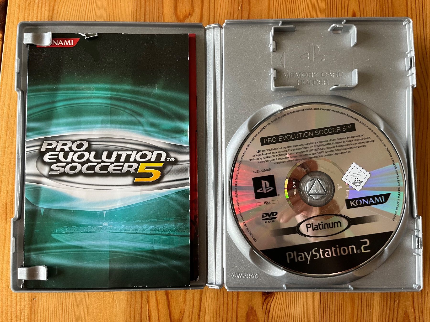 Sony Giochi: PlayStation 2 Game: Pro Evolution Soccer 5 – Usato da Zürich venduto da Gurkis 2