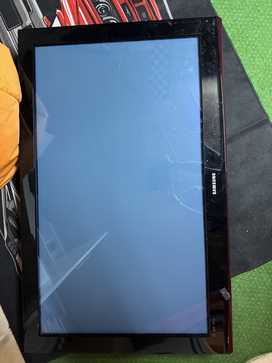 Fernseher: Samsung Plasma – Gebraucht aus Schönenbuch von Jenif