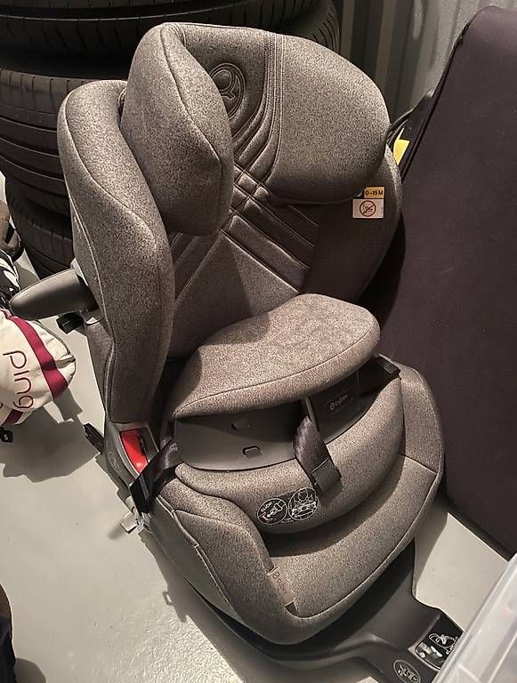 Cybex Seggiolini per auto: Cybex Anoris T i-Size Kindersitz – Usato da Ennetbürgen venduto da Jvek