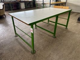 658 Werkbank / Arbeitstisch aus Liquidation