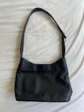 schwarze Lederhandasche