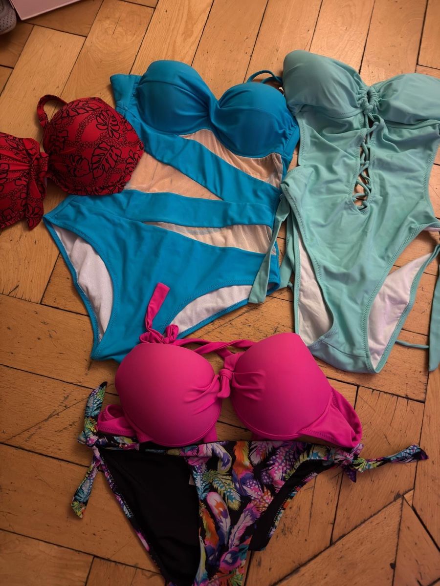 Lotti di vestiti: Kleider und Accessoires  – Usato da Zürich venduto da ben_tz2b 2