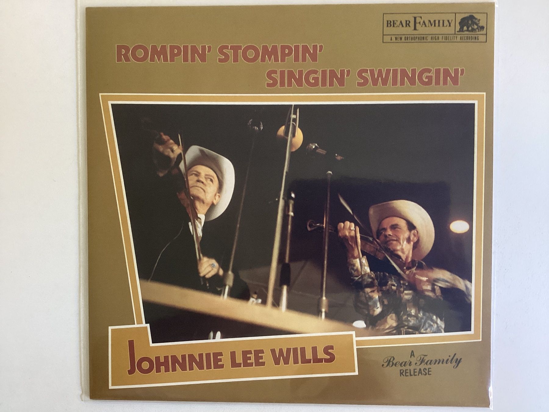 Dischi in vinile: Johnie Lee Wills LP - Romping Stompin Singin – Usato da Gutenswil venduto da Hamzian