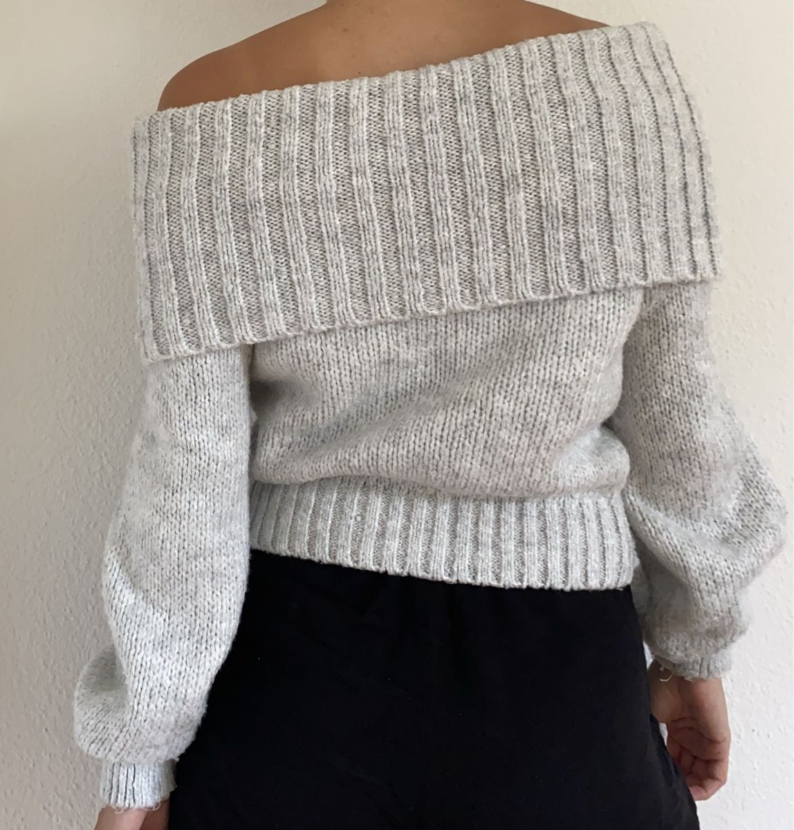 Maglioni & Felpe: Off-Shoulder Pullover – Usato da Zürich venduto da alilan00 3