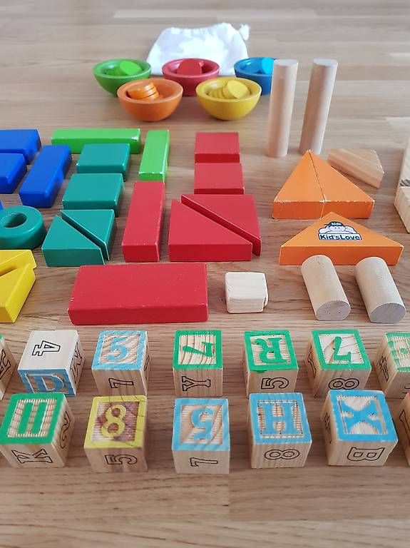 Giochi: Lot de cubes en bois – Usato da Lausanne venduto da Damien_Lausanne 1