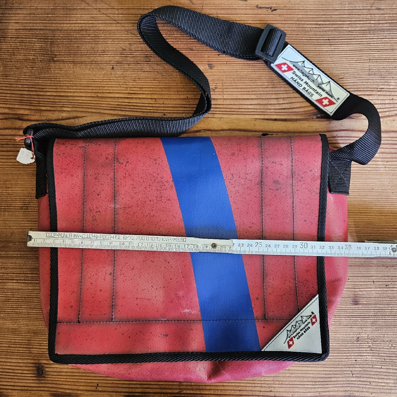Borse: Swiss Mountain Händ Bägs Planen-Tasche – Nuovo e nell'imballaggio originale da Villmergen venduto da bubblevintage 1