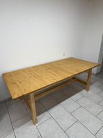 Holztisch
