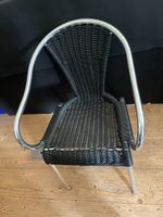 Stuhl Aluminium Rattansitz schwarz Metallgestell Sitzmöbel