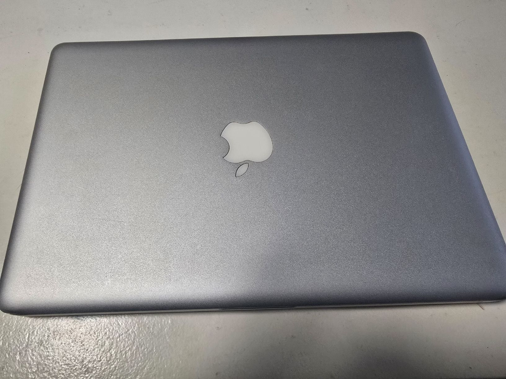 Apple Notebook: Macbook pro 2010 – Difettoso da Agno venduto da CatStyle 1