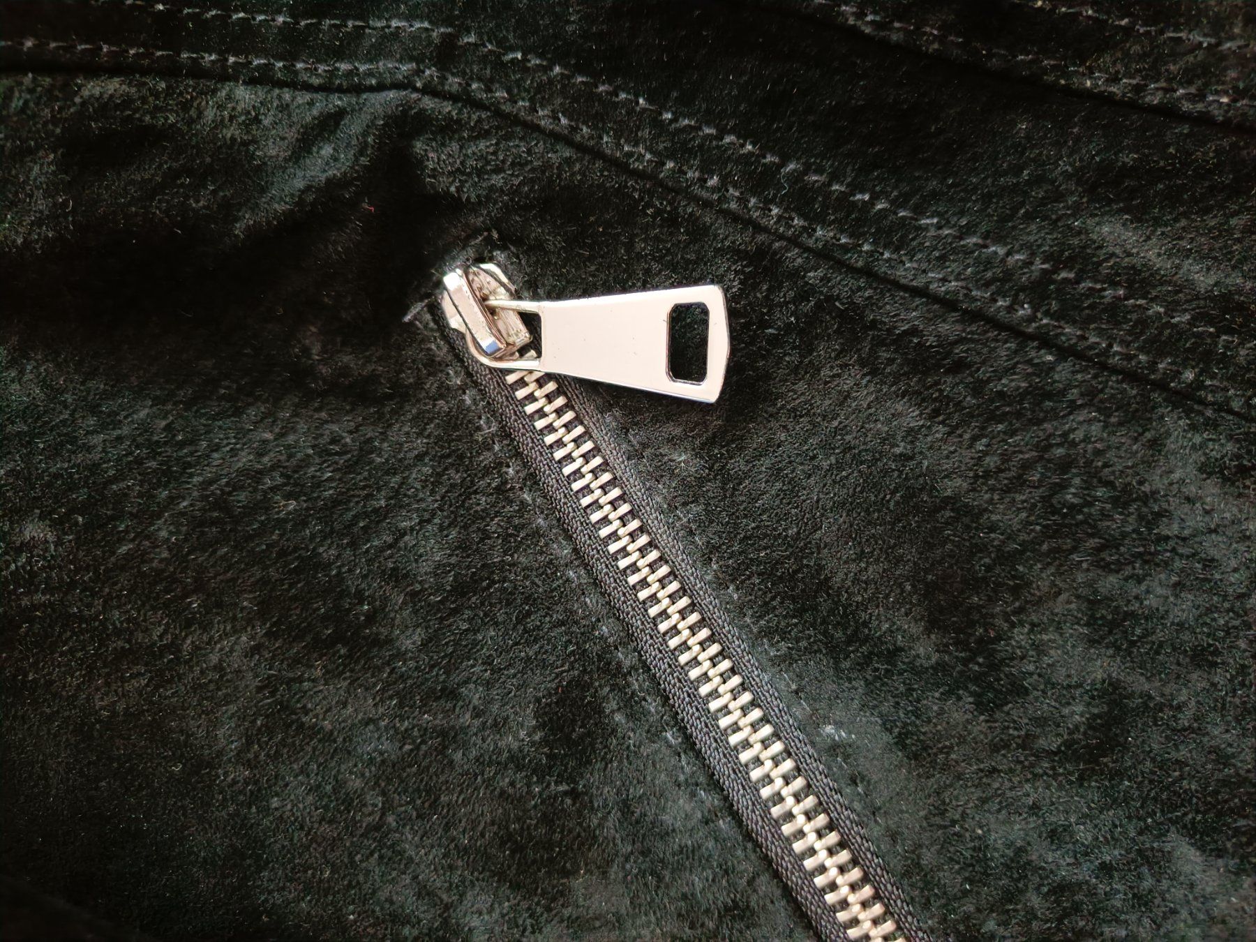 Vero Moda Giacche: Vero Moda Bikerjacke schwarz Kunstleder Gr. M – Usato da Zürich venduto da Atelier.Second 2