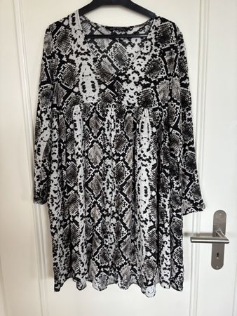 Robe Zara motif serpent taille S
