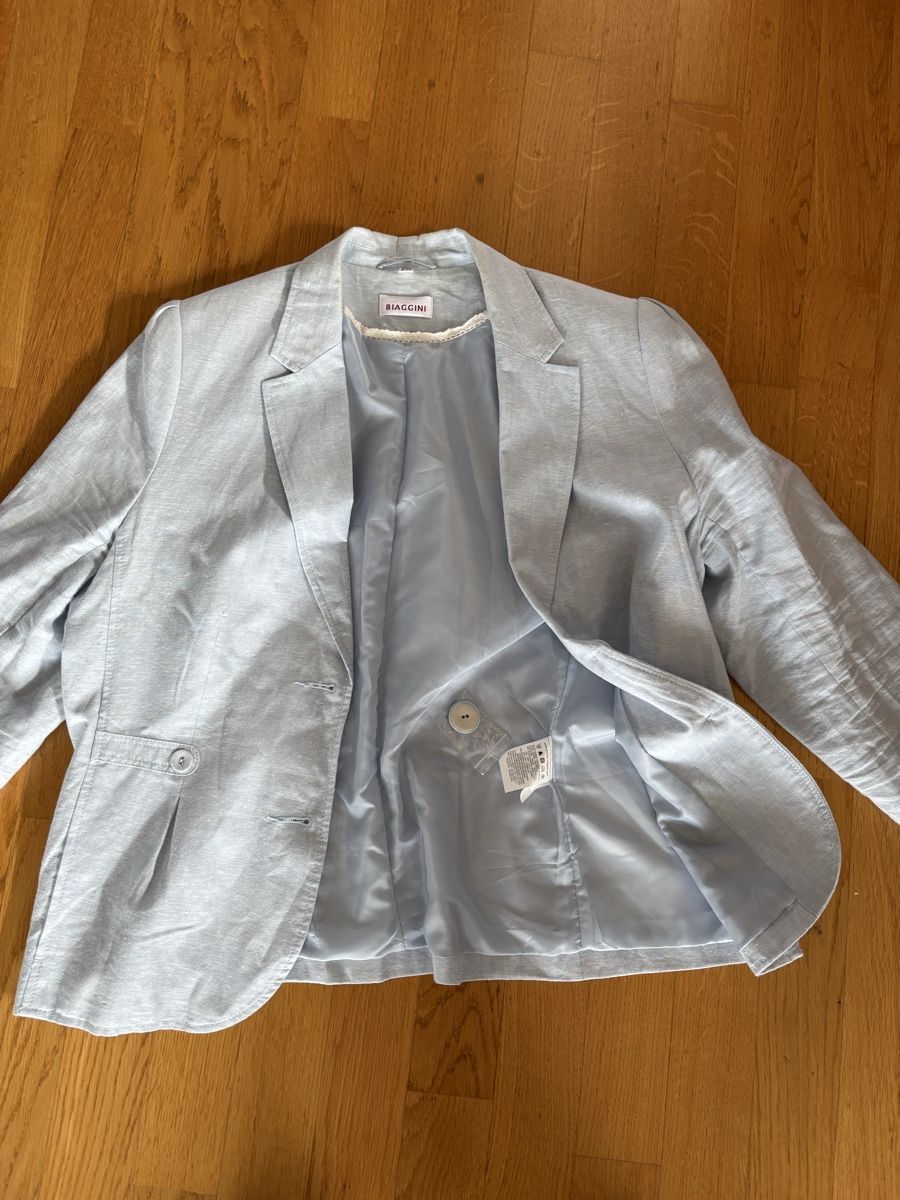 Giacche: Hellblauer Blazer Biaggini Grösse 44 / Länge ca. 70 cm – Usato da Beromünster venduto da msklef 2