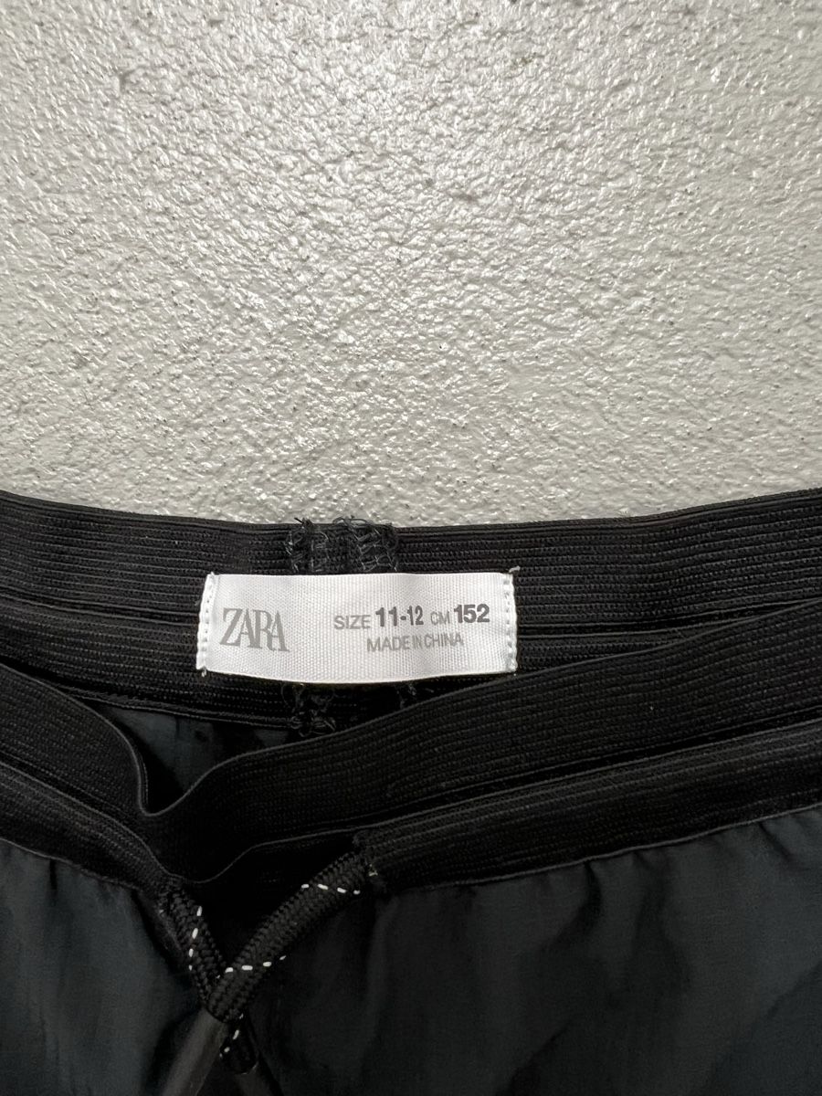 Zara Pantaloni: Zara Hose Gr. 152 Schwarz – Usato da Rorschach venduto da zlatokosa85 2